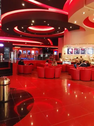 Кино "Cinema City"