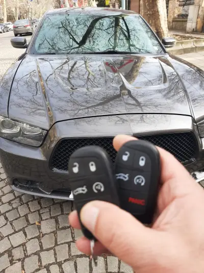 ключарски услуги авто ключове