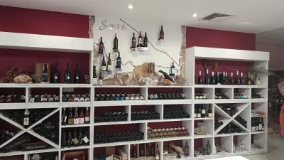 SAKAR wine shop & tasting room