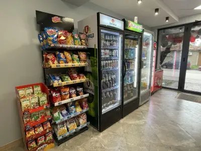 Магазин предлагащ IQOS устройства-Pepino Kiosk и Easy Pay/ Изипей каса/