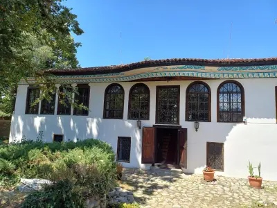 Сарафска къща