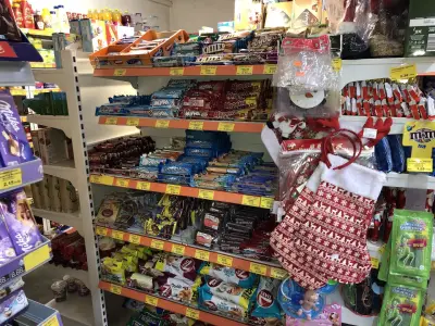 Supermarket Dison 2