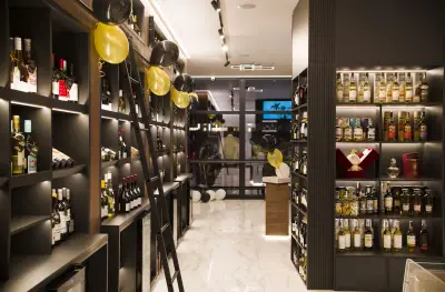 AMARONE liquor & cigar boutique