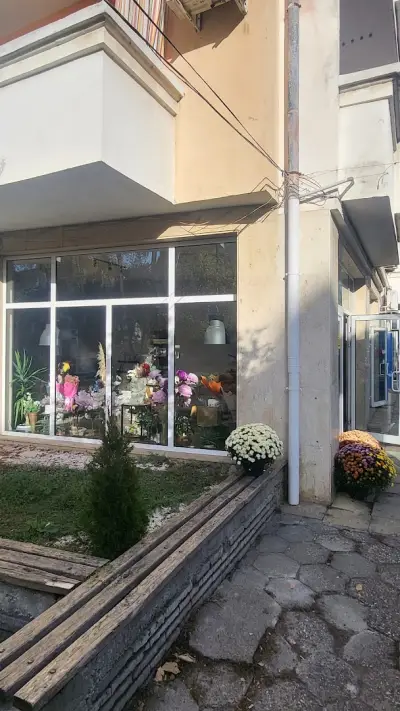 Corner shop
