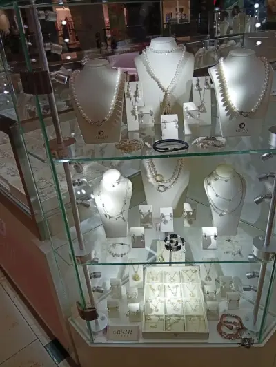 Swan Pearls Sofia Mall Serdika