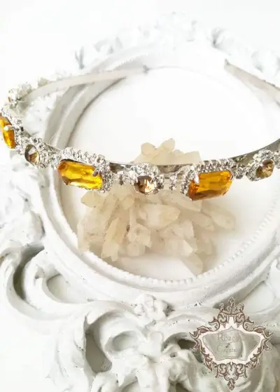 Roses and Crystals-дизайнерски корони, тиари, украси за коса