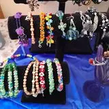 Tina's , Trinkets