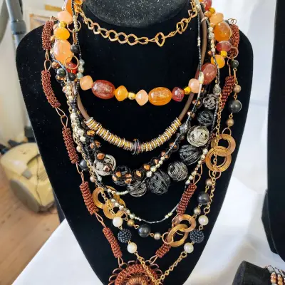 Vintage Jewelry Art Shop