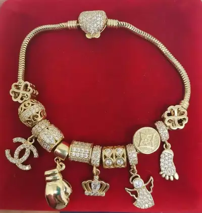 Yaniko Gold / Янико Голд