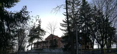 СУ "Неофит Рилски"