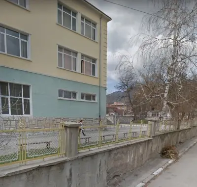 ОУ „Христо Ботев”