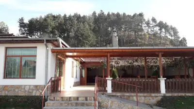Ресторант "Старият часовник"