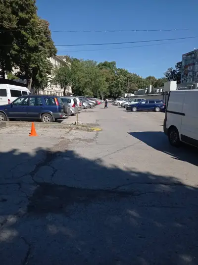 Денонощен Паркинг (Болница)