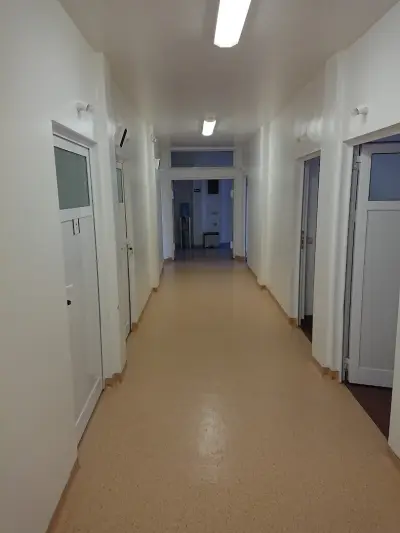 Болница Скин Системс
