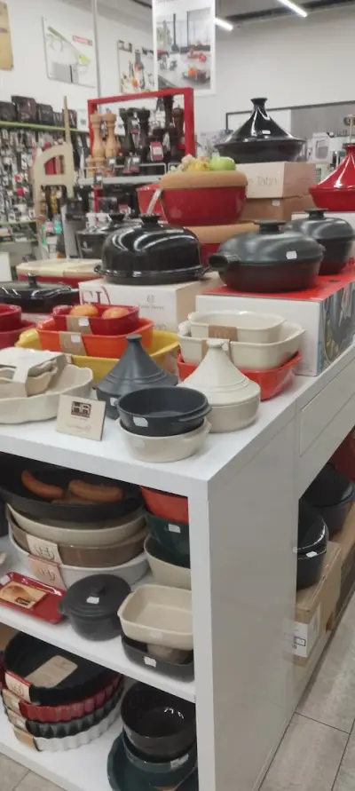 COOK & HOME