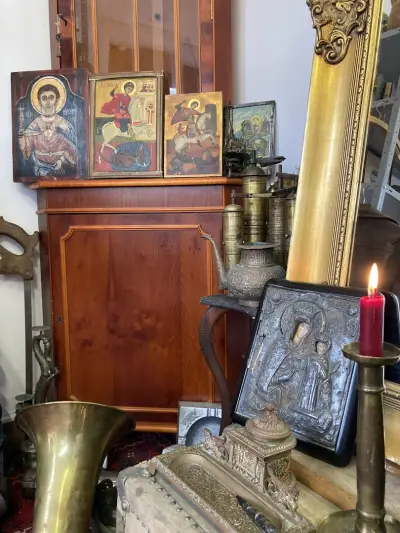 Antiques Store Антиквариат Враца Антиквар Арт Ателие Художник