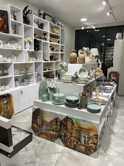 Antoinette Home Decor