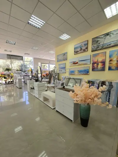 Accent Home Decor