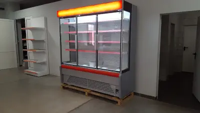 ХЛАДИЛНИ ВИТРИНИ БОЛДА