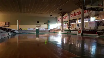 Общинска спортна зала