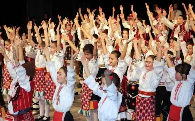 Сдружение Фолклорен Танцов Ансамбъл “ГАЙТАНИ”