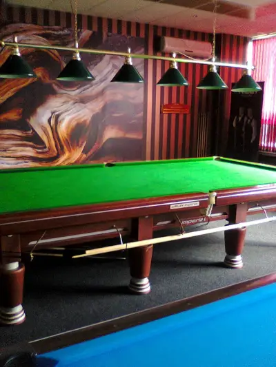 9 Ball Billiards Club