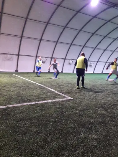 Спортен комплекс „Мир и дружба“