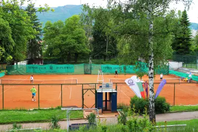 Тенис клуб „Дипломат“