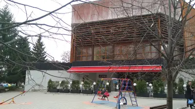Спортна зала Триадица