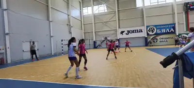 Спортна зала "ОЗК Арена Бяла"