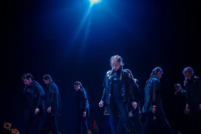 Mirage Dance Formation
