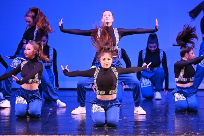 Mirage Dance Formation