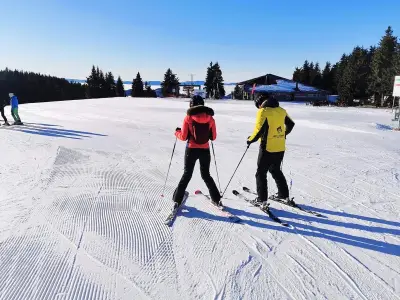 Мечи Чал Ски Училище