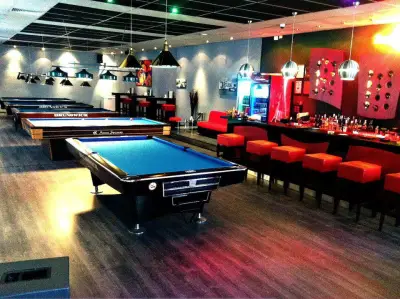 9 Ball Club / Kapana