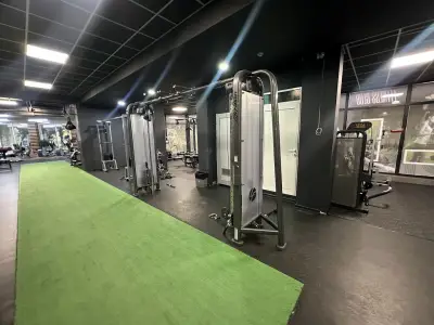 Спортна зала „Строител“