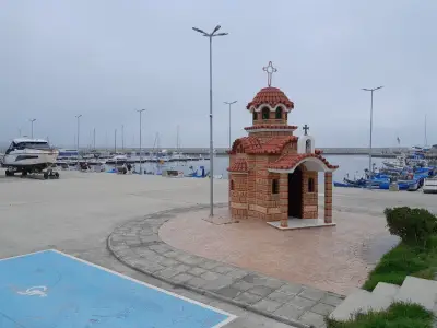 Яхт Клуб "Ветроходство и приятели" Сарафово