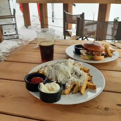 Finish Line Guest House And Food