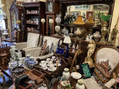 AntiqueBoutique.bg | Антикварен магазин | Старинни мебели