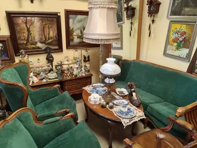 AntiqueBoutique.bg | Антикварен магазин | Старинни мебели