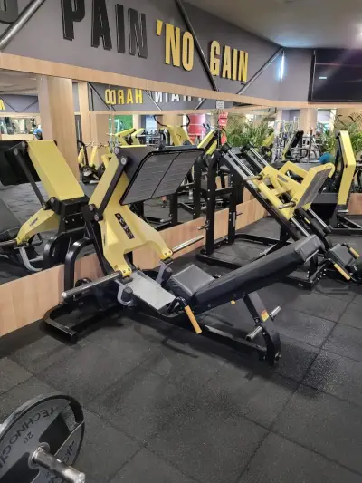 ФИТНЕС уреди PRECOR BG