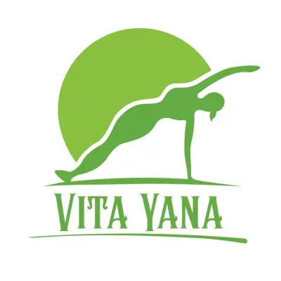 Яна Данаилова - физиолог, магистър по хранене. VitaYana