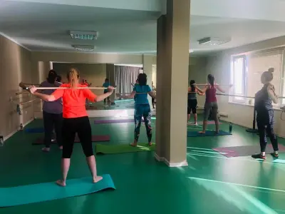 Antonia Latinova Sport Пилатес /Младост