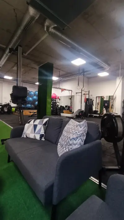 Y² fit studio