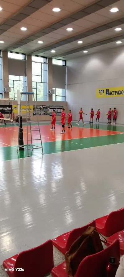 Спортна зала „Величко Чолаков“
