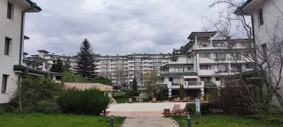 Фитнес център "Emerald Spa & Wellness Center"
