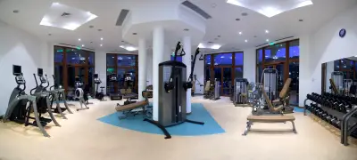 Фитнес център "Emerald Spa & Wellness Center"