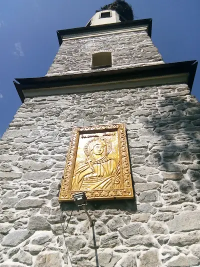 Православна църква "св.Неделя"