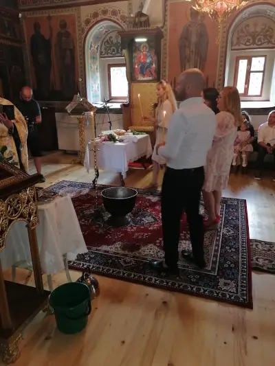 Православна църква "св.Неделя"