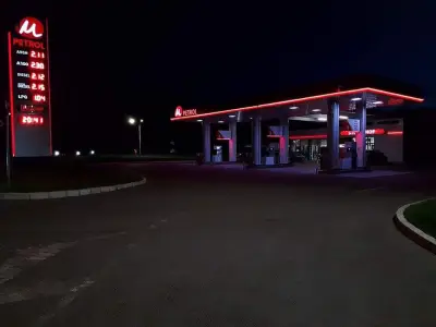 Бензиностанция "М - Petrol"