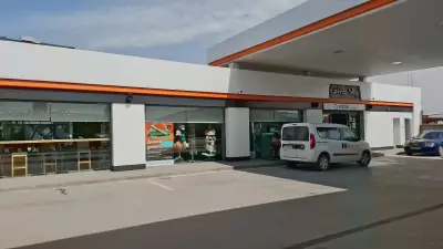 Бензиностанция INSA OIL